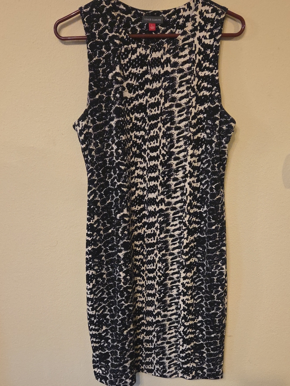 Vince Camuto Black and White Sleeveless Sheath Dress